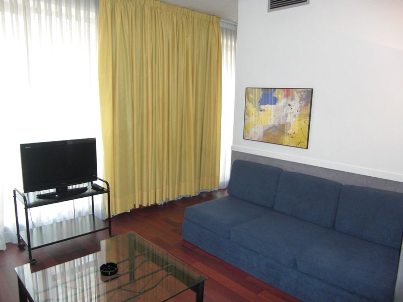 Apartamentos Descartes Барселона Номер фото